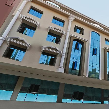 حيدر أباد Oyo 23191 Flagship Hotel Raj Madan Ameerpet المظهر الخارجي الصورة