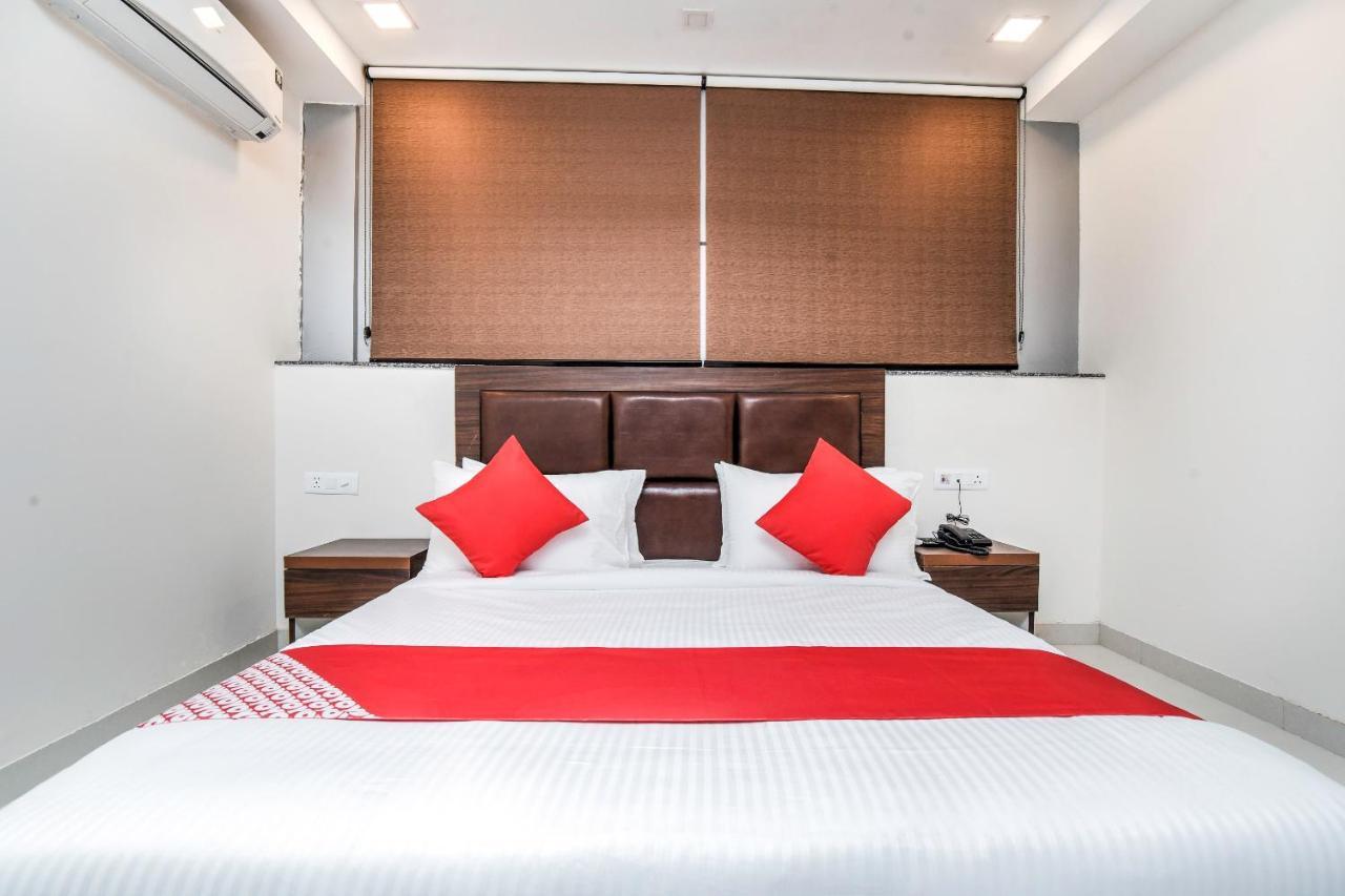 حيدر أباد Oyo 23191 Flagship Hotel Raj Madan Ameerpet المظهر الخارجي الصورة