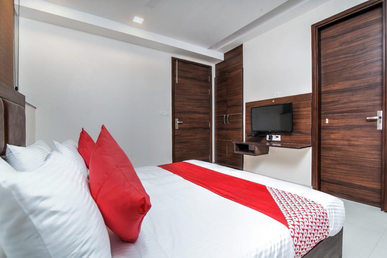 حيدر أباد Oyo 23191 Flagship Hotel Raj Madan Ameerpet المظهر الخارجي الصورة