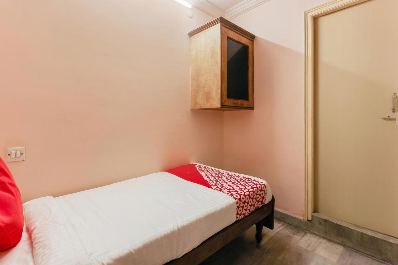 حيدر أباد Oyo 23191 Flagship Hotel Raj Madan Ameerpet المظهر الخارجي الصورة