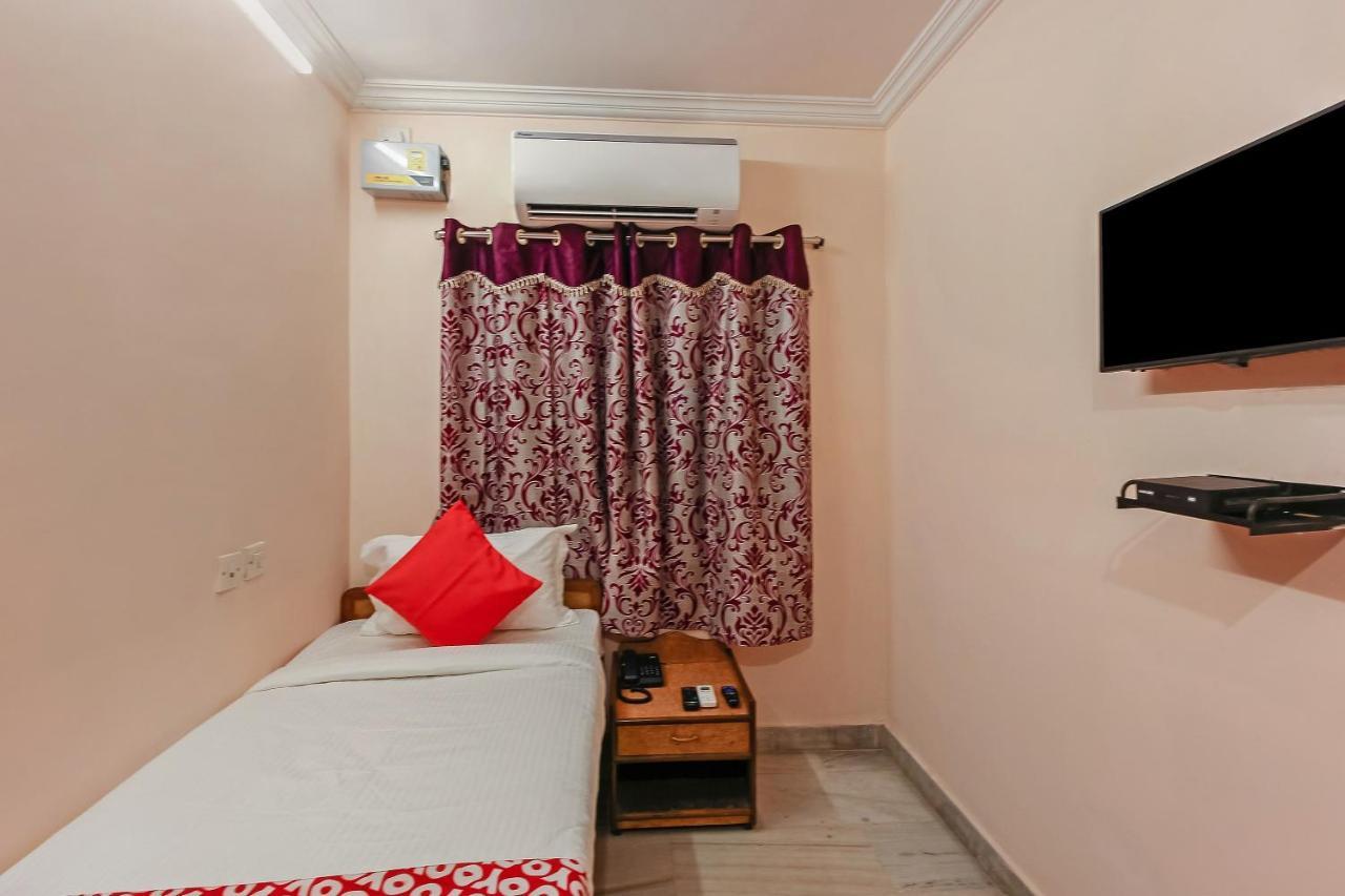 حيدر أباد Oyo 23191 Flagship Hotel Raj Madan Ameerpet المظهر الخارجي الصورة