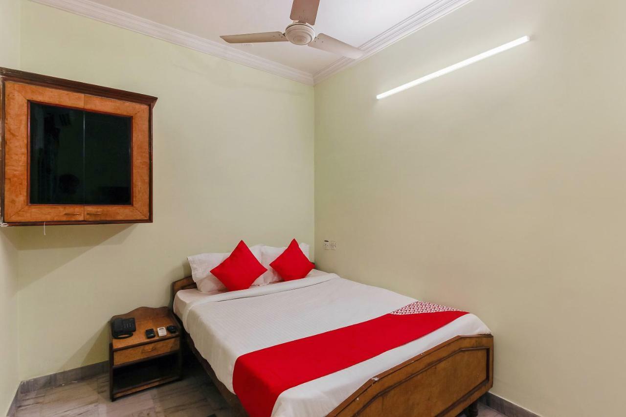 حيدر أباد Oyo 23191 Flagship Hotel Raj Madan Ameerpet المظهر الخارجي الصورة