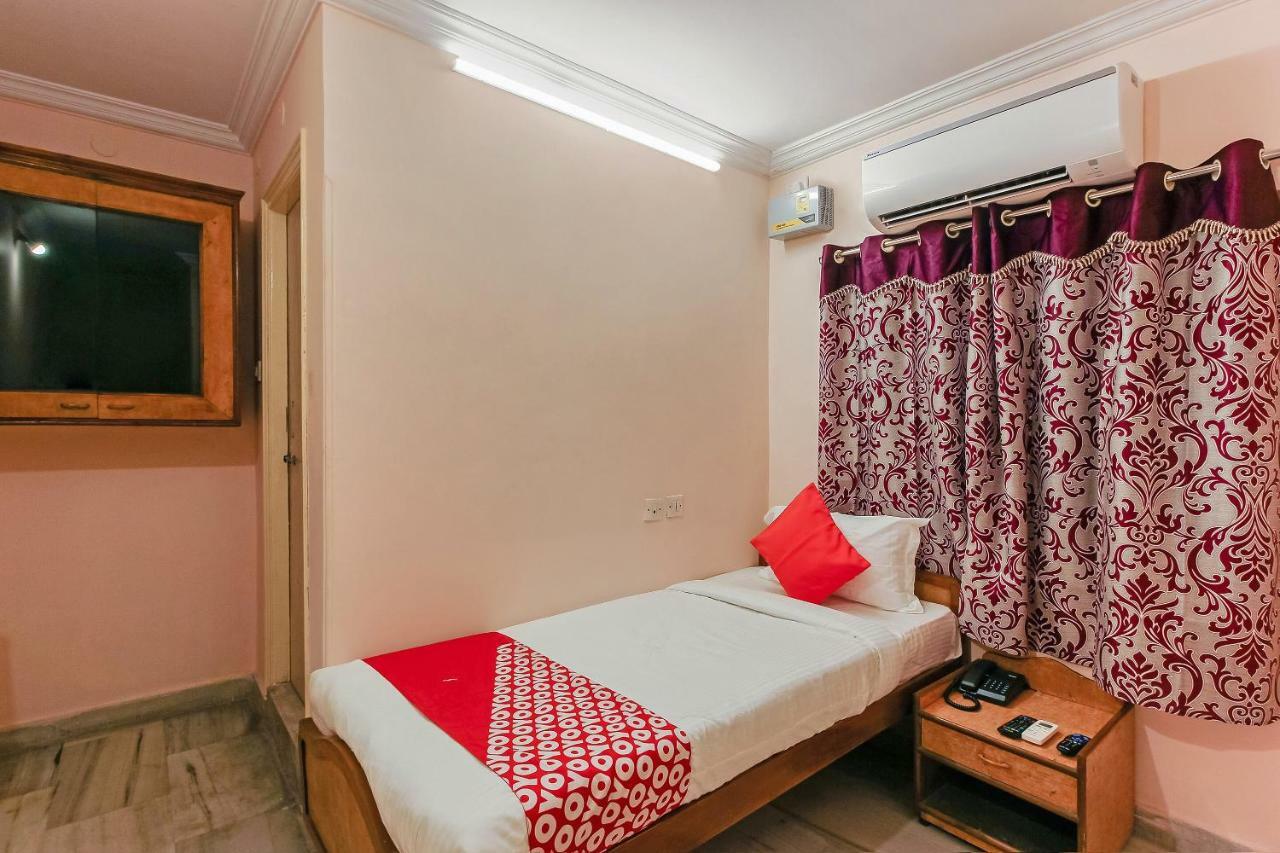 حيدر أباد Oyo 23191 Flagship Hotel Raj Madan Ameerpet المظهر الخارجي الصورة