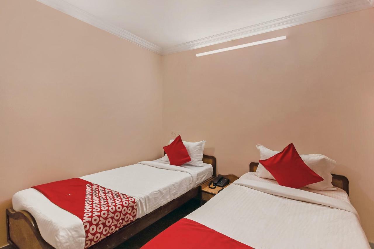 حيدر أباد Oyo 23191 Flagship Hotel Raj Madan Ameerpet المظهر الخارجي الصورة